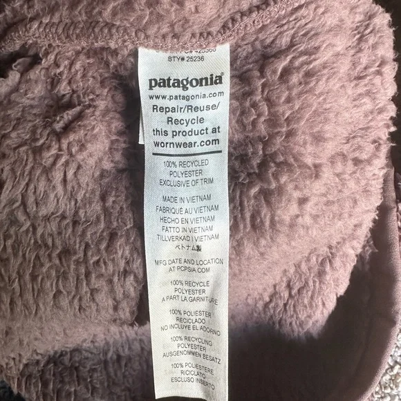 Patagonia Plush Fleece in Dusty Purple - Picture 8 of 8